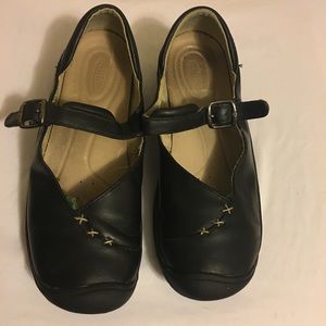 Pre owned Keen Mary Janes Black size 9